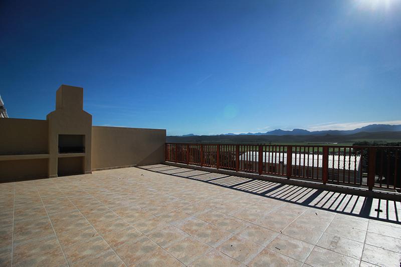 3 Bedroom Property for Sale in Fraaiuitsig Western Cape